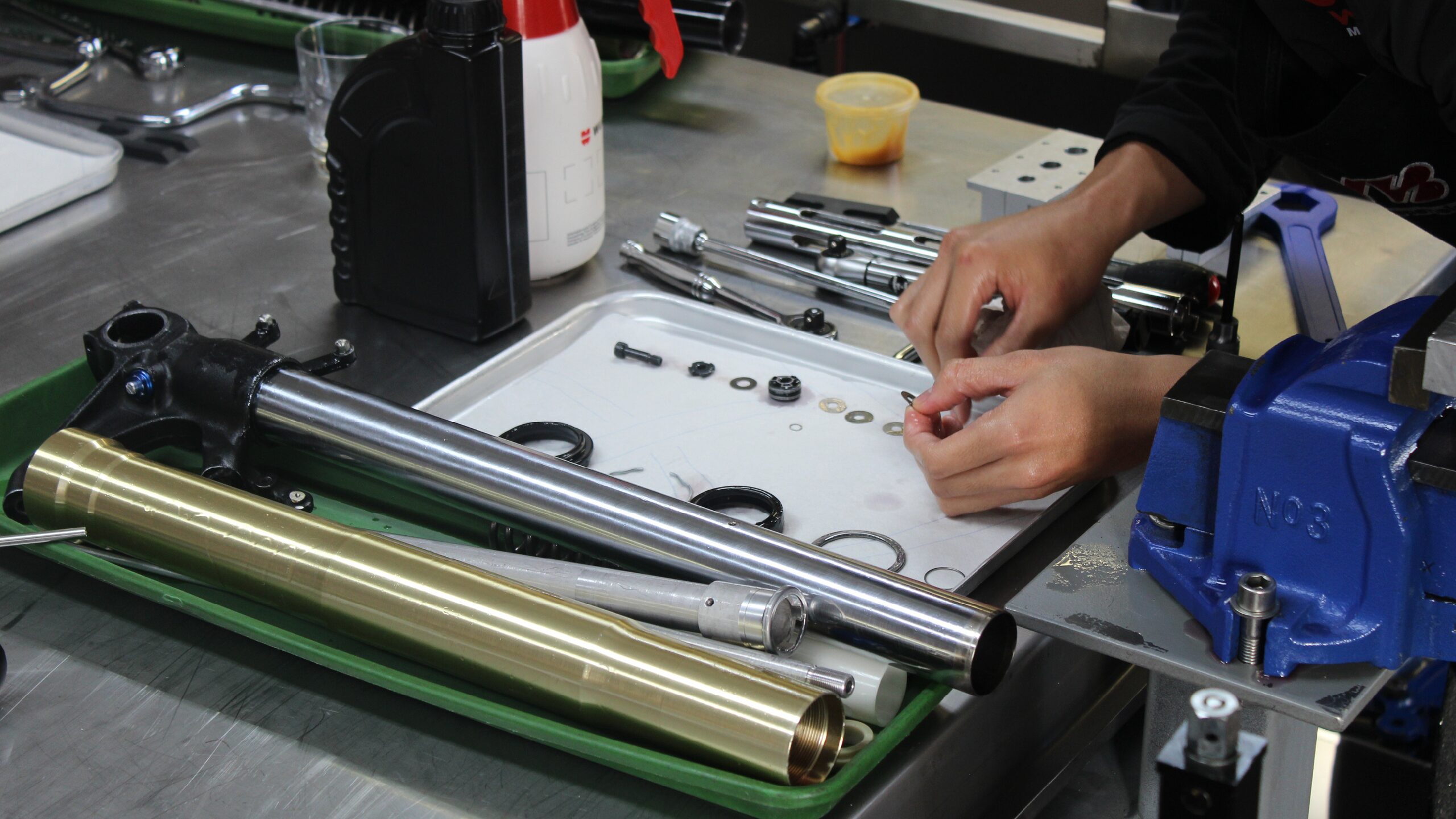 Fork Servicing - Image 3